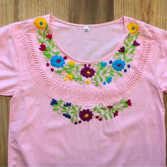 VTG 🌻 Embroidered Mexican blouse - Picture 11 of 16